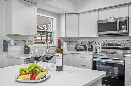Tampa Shores House | NEW Heated Salt Pool & Spa on Waterfront Canal