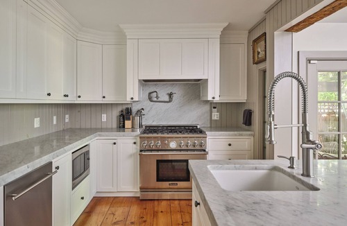 New Hope House | New Hope Luxury Compound with Cottage and Studio, Parking & In Town