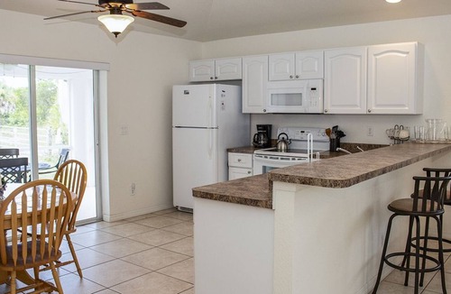 Rotonda West Apartment | New Listing! Charlotte Harbor Area Resort, 154mi to Disney & 134mi to Universal - GRH508837