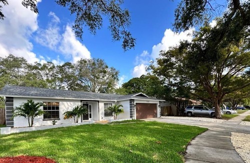 Palm Harbor House | NEW LISTING-COZY HOME-NEAR BEACH/WATER PARK/DOWNTOWN/GOLF/MUSEUM/PARK!