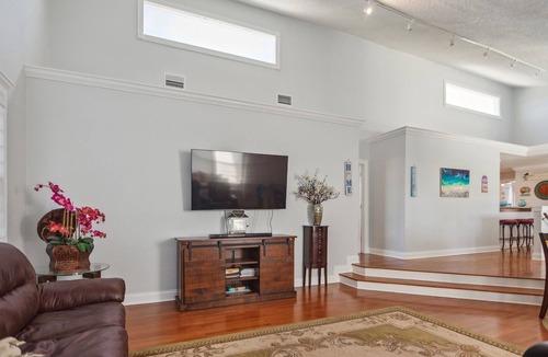 Ozona House | NEW LISTING! Luxurious Coastal Retreat w/ Private Pool by RedAwning