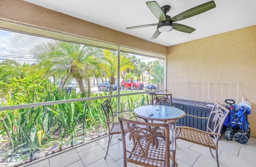 Siesta Key Village Apartment | NEW LISTING! The Village Breeze 6BR with heated Pool, near Beach, 250ft to Siesta Key Village!
