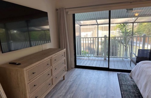 Sarasota Condo | New Listing- Walk to Siesta Key- Heated Pool
