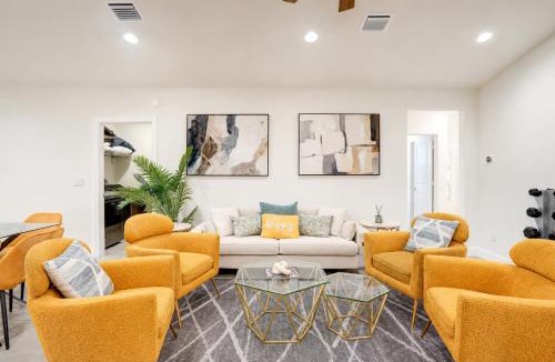 Palm Beach - West Palm Beach Villa | New Modern Coastal Retreat Near Beach & Downtown!