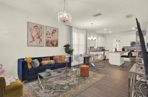 Holden-Paramore House | New! Modern Home - 4 Beds 2.5 Baths - 5 minutes from Downtown