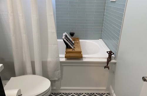New Town Condo | New Rental in New Town