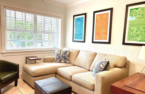 New Town Condo | New Rental in New Town