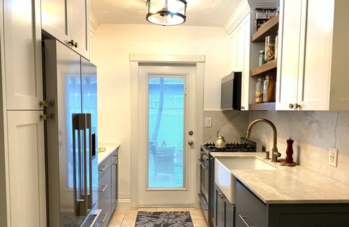New Town Condo | New Rental in New Town