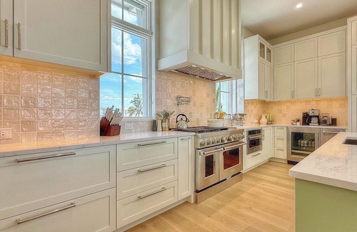 Winklers House | New Spectacular Beachfront Retreat with Private Pool & Hot Tub Fort Myers Beach