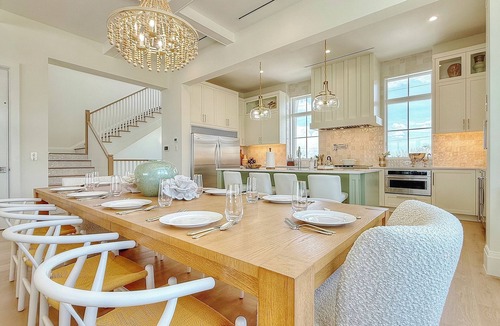 Winklers House | New Spectacular Beachfront Retreat with Private Pool & Hot Tub Fort Myers Beach