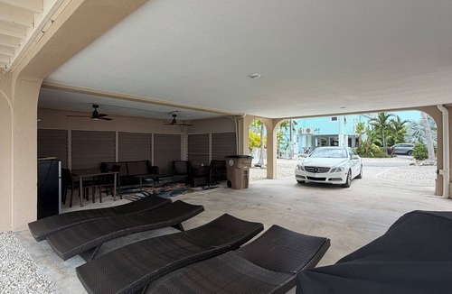Summerland Key House | NEW SUMMER RENTAL OPEN WATER in Summerland Key for JULY or August rental.