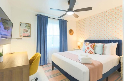 Anona Apartment | NEW Tan Lines Club Pool Relax 10 min Beach
