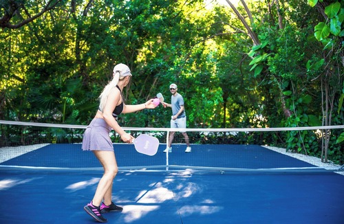 Marathon House | NEW!The Hideaway~Pool~Pickleball~Putt-Putt~Kayaks!