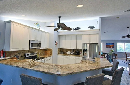 Venetian Shores Villa | NewListing Canal Home Snake Creek with Bay&Ocean Access Tiki&Pool 100ft Dockage