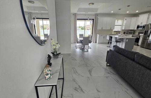 Diplomat House | Newly Built Vacation Home. Fun Relaxed Getaway.