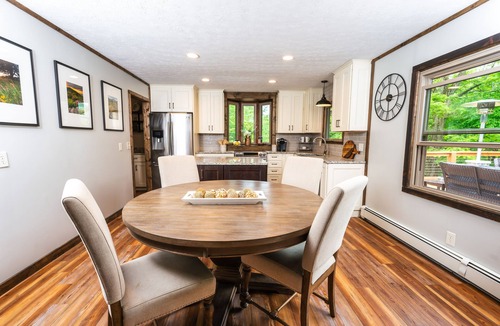 Banner Elk House | Newly listed home in Banner Elk with views of Grandfather Mountain