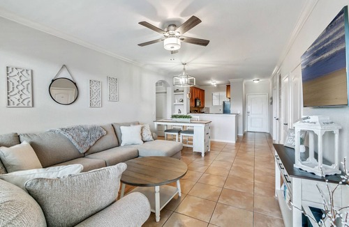 Regal Palms Condo | Newly remodeled 4BR Condo -Bella Piazza-near all theme parks