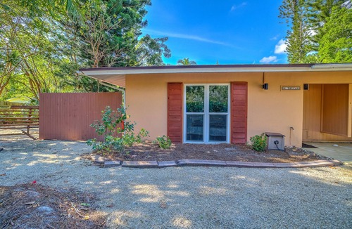 Sanibel Cottage | Newly remodeled Parrot Nest Toucan Cottage! Walk to beach, shops, restaurants!