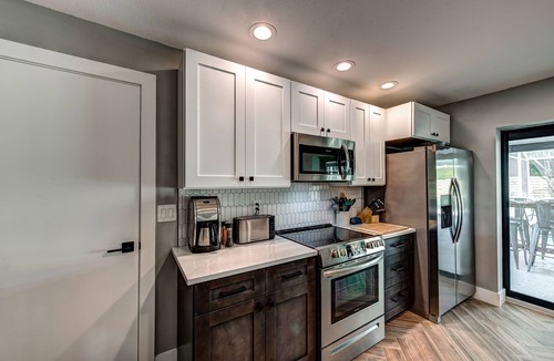 Siesta Key House | Newly Remodeled! Pool home near Siesta Beach!