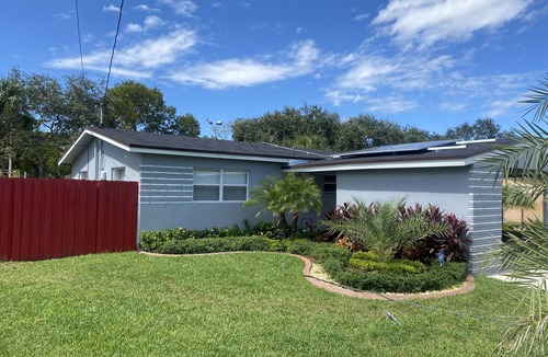Survey Creek House | Newly Remodeled 3 bedroom 2bathroom charm!