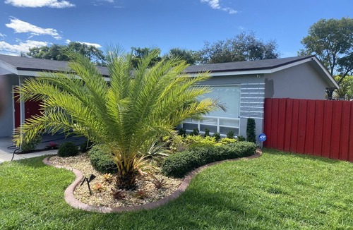 Survey Creek House | Newly Remodeled 3 bedroom 2bathroom charm!