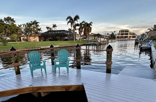 Yacht Club House | Newly remodeled waterfront pool house with quick 2 minutes access to gulf!
