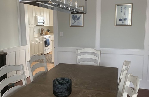 North Beach Haven House | NEWLY RENOVATED! Heated Pool, Outdoor Bar, Beautiful and Spacious Oasis on Bay!