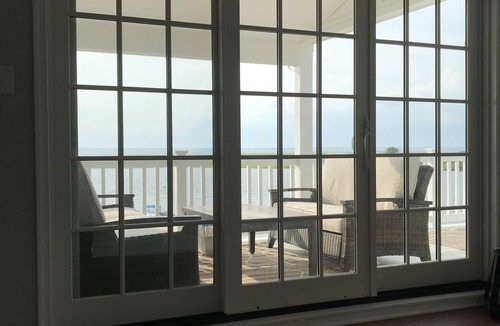 North Beach Haven House | NEWLY RENOVATED! Heated Pool, Outdoor Bar, Beautiful and Spacious Oasis on Bay!