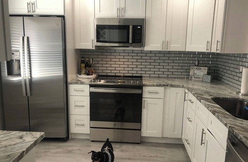 Iona Condo | Newly Renovated and Near Beaches Cinnamon Cove Gated Community