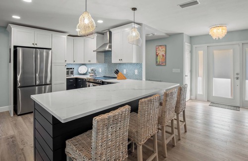Melbourne Beach House | Newly renovated spacious 4BR home with pool & game room, 800m from the Beach