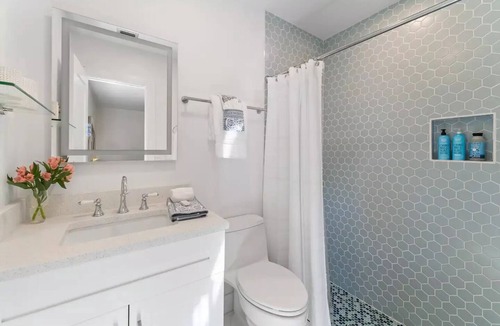 Palm City Resort | Newly renovated Waterfront Paradise