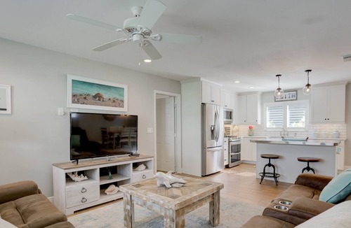 North Palm Beach House | North Palm Beach pet-friendly family home