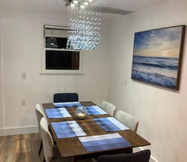 Briny Breezes Apartment | Oasis in Ocean Ridge, Walk to the Beach