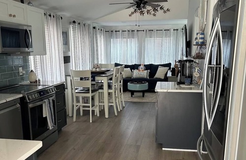 Ocean Beach III House | Ocean Beach III 3 bdrm Beachside Bliss Linen, Beach gear 2 min. walk to the sand