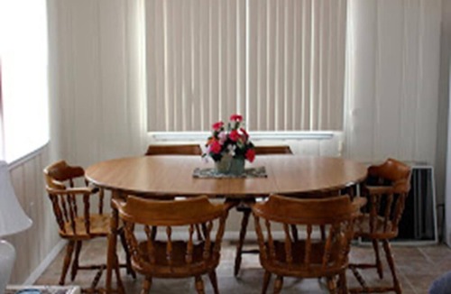 North Beach Haven House | Ocean Block. Internet/WIFI. Deck. Washer & Dryer. Well-maintained first floor.