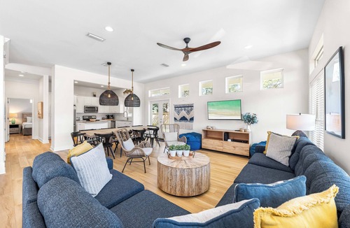 Gulf Pines House | Ocean Breeze*Vibes*FirePit*Heated Pool*Golf Cart*Bikes*