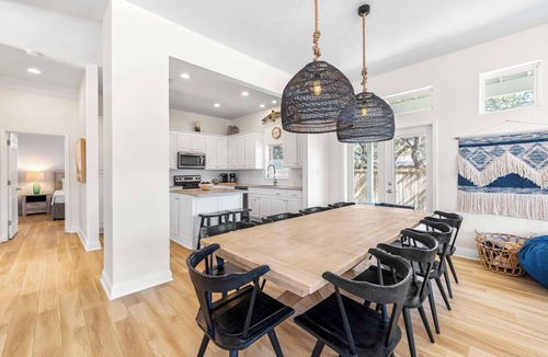 Gulf Pines House | Ocean Breeze*Vibes*FirePit*Heated Pool*Golf Cart*Bikes*