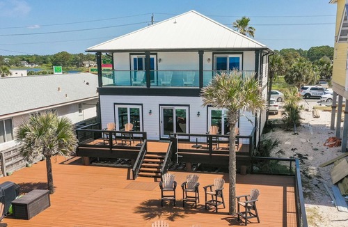 Panama City Beach House | Ocean Front 4BR/4BA Home PCB - Walk to Pier Park - Pet Friendly-Golf cart