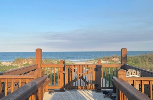 Fort Pierce Shores Condo | Ocean Front and Beach Front Condo on North Hutchinson Island Florida