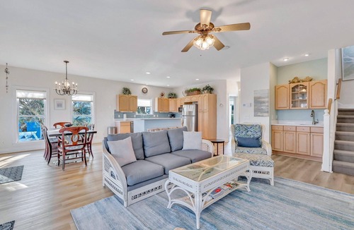 Oceanmarsh Subdivision House | "Ocean Front, Close To Pools, Stunning Views!"