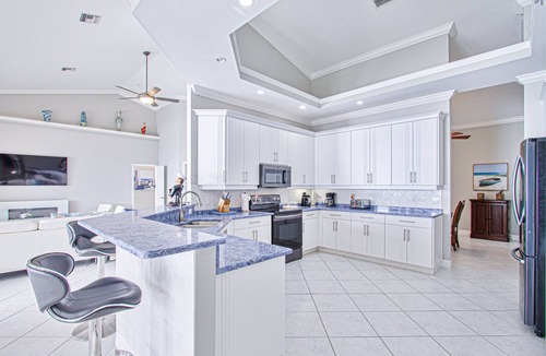 Caloosahatchee House | Ocean front Home with a beautiful sunset view.