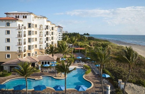 Palm Beach Shores Resort | Ocean-Front Studio at Marriott’s Ocean Pointe – Direct Beach Balcony