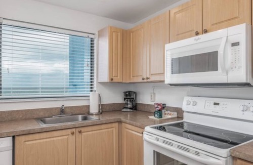 Hutchinson Island South Resort | Ocean Front Two Bedroom Condo, Jensen Beach, FL 2869369