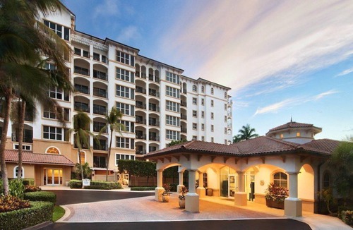 Palm Beach Shores Condo | Ocean Pointe One Bedroom- Golf, beach and shopping!