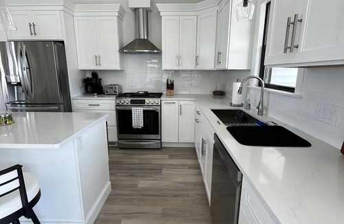 North Beach Haven Condo | OCEAN SIDE SPRAY BEACH 5 BEDROOM TOWNHOME! WITH A POOL!