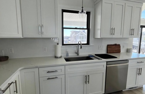 North Beach Haven Condo | OCEAN SIDE SPRAY BEACH 5 BEDROOM TOWNHOME! WITH A POOL!