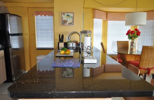 Tavernier Apartment | Oceanfront, 2 Bedroom Unit At Ocean Pointe Condominium