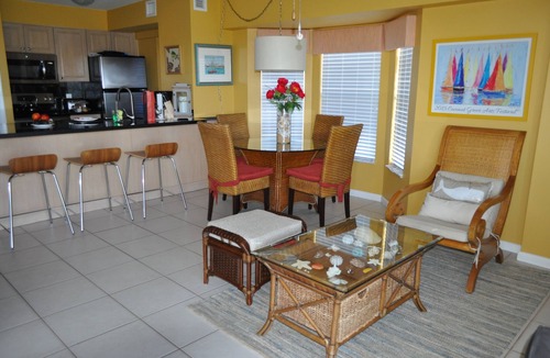 Tavernier Apartment | Oceanfront, 2 Bedroom Unit At Ocean Pointe Condominium