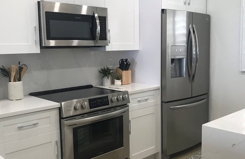 Hutchinson Island South Condo | OCEANFRONT CONDO RENTAL ON HUTCHINSON ISLAND - 2025 WINTER SEASON AVAILABLE!
