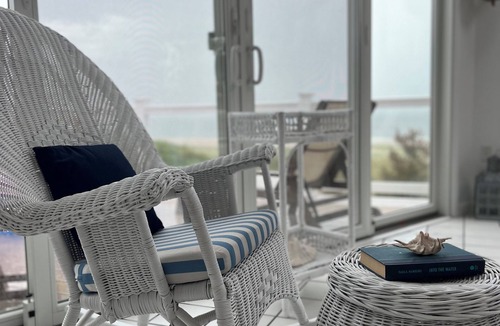 Loveladies House | Oceanfront 'Magic Island' Loveladies Beach House Panoramic Views